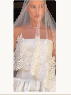 Arabella White Cathedral French Floral Eyelash Lace Edge Veil Drop Veil